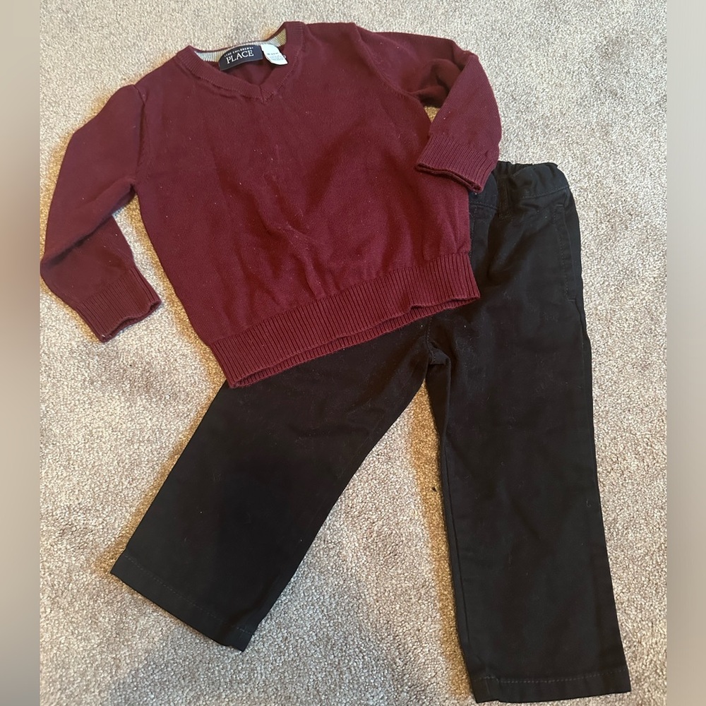 The Children’s Place V-neck sweater and black jeans - size toddler boy 18-24m